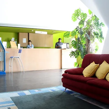 Hi - De Juventude Vandrarhem