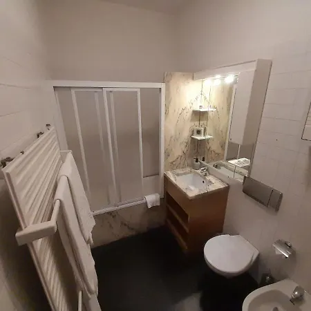 Hi - De Juventude Vandrarhem