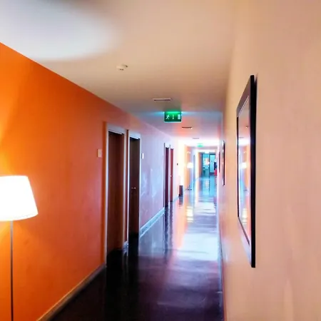 Hostel Hi - De Juventude *