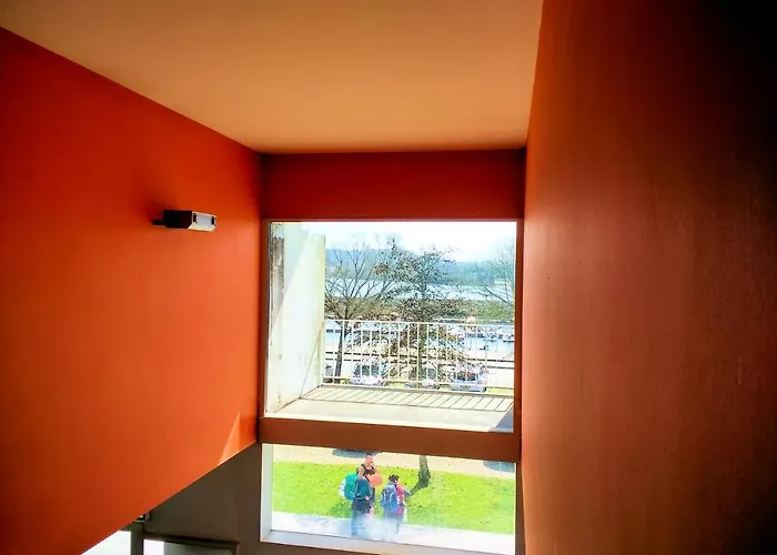 Hi - De Juventude Hostel *